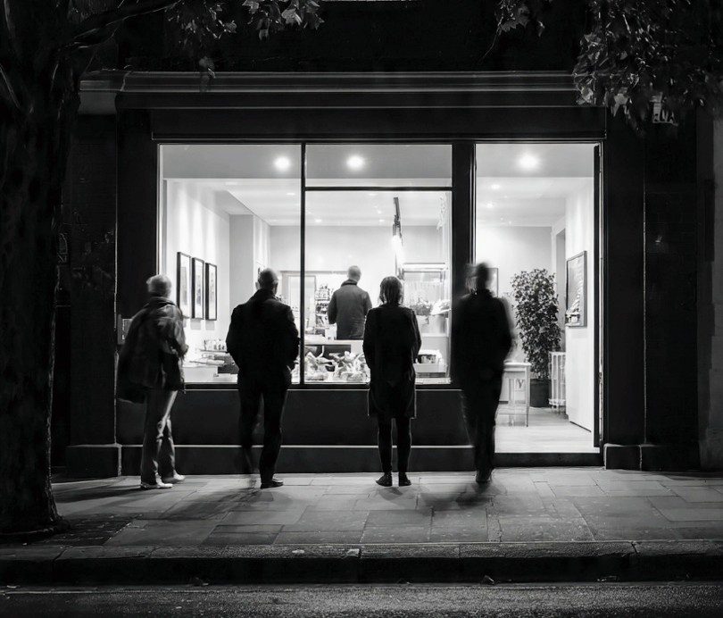 O segredo dos negócios invisíveis que vendem mais sem fazer barulho