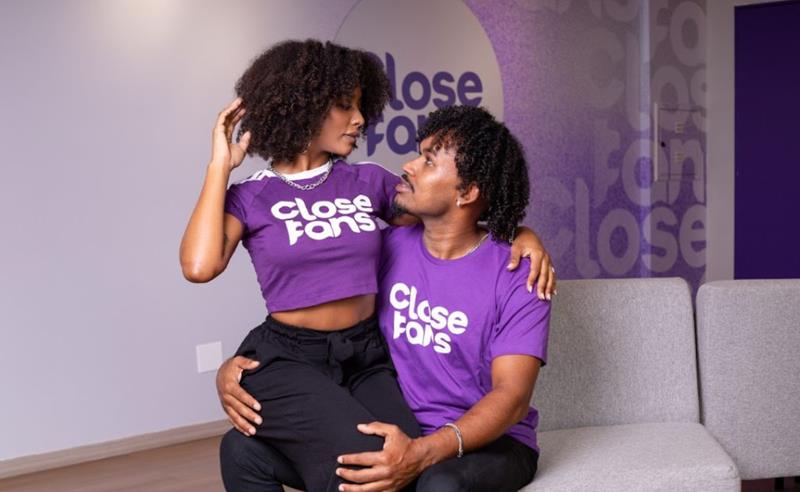 Casal Black RJ: a história da fã que saiu do chat e virou namorada do casal