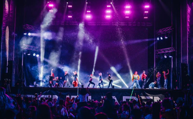 Pela primeira vez no Brasil, o espetáculo
“As Guardiãs do K-Pop”
desembarca em Recife e faz apresentação no
Teatro Guararapes no domingo 29 de março às 15h