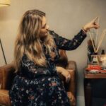 Difusor, spray ou vela? Especialista explica como perfumar a casa do jeito certo