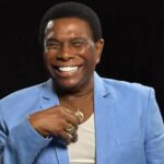 Teatro Nova Iguaçu Petrobras celebra quatro anos com show gratuito de Neguinho da Beija-Flor