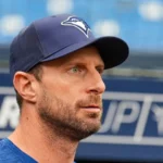 Lenda dos Blue Jays envia mensagem de aposentadoria após nova lesão