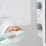 A Dependência da Saúde em Tecnologias Obsoletas Persiste
