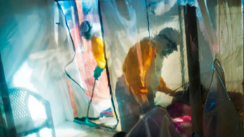 Centenas de Casos Suspeitos de Ebola no Congo Durante Surto