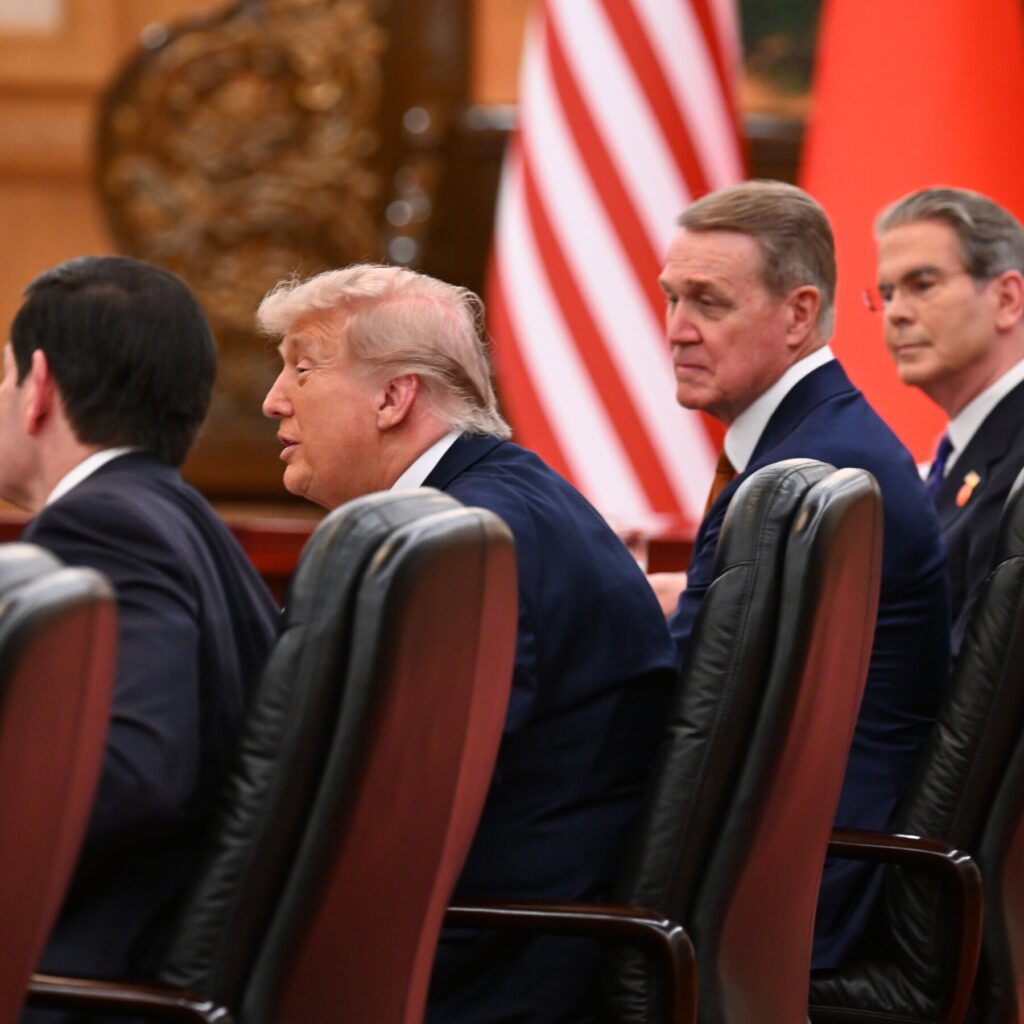 Trump pode aceitar investimento chinês, mas EUA demonstram cautela