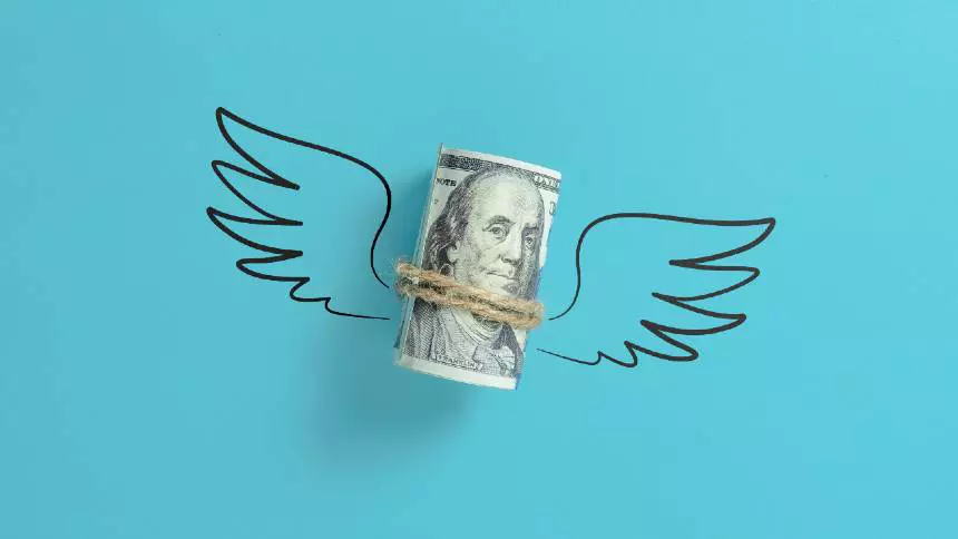 Oferta de dólares segue alta, enquanto estrangeiros ensaiam retorno ao país de origem