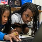Pais questionam uso de IA nas escolas enquanto tecnologia avança