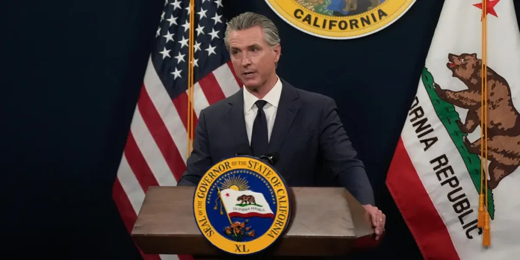 Gavin Newsom propõe imposto sobre software digital na Califórnia