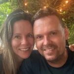 Família de cinco se muda para a Gold Coast para ficar com os pais e tenta preservar ritmo do interior