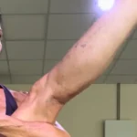Aos 75 anos, após segunda prótese no quadril, mulher começa a competir em powerlifting e diz sentir-se mais forte